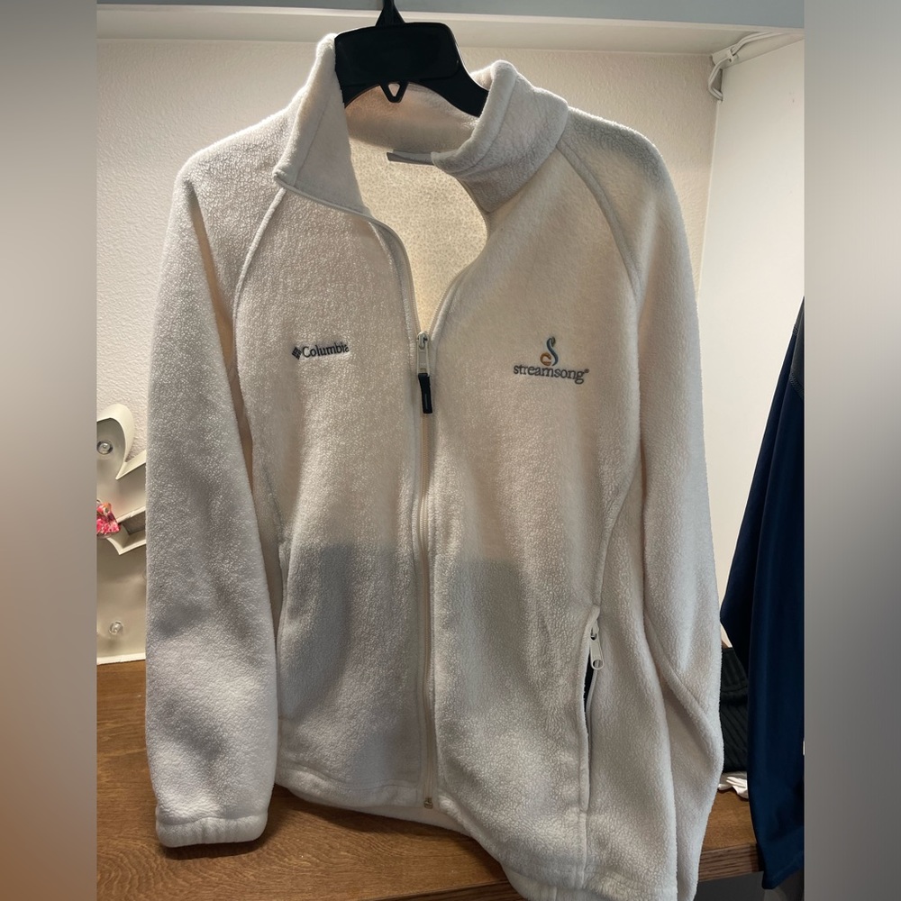 Columbia Cream Large Soft Jacket